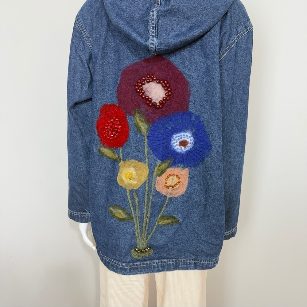 Keren Hart Women’s Denim Jacket Size L – Floral & Stone Accents, Deep Pockets - Picture 4 of 14